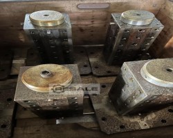 Maschine:   Guss-Aufspannwürfel