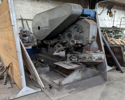 Maschine:   Profilstahlscheren