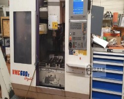 Maschine: BRIDGEPORT VMC 600 2 DIGITAL CNC Bearbeitungszentren