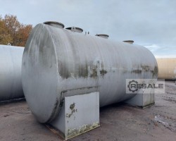 Maschine:  S08   38,5 m³ Vol. liegender Stahltank mit Konsolen, Volumen: 38,5 m³