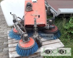 Maschine: CARRARO  Kehrmaschinen