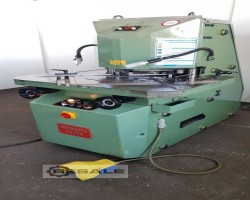 Maschine: INDUMASCH V 206 Ausklinkmaschinen