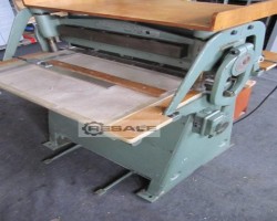 Maschine: W. KROLL  ELEKTRISCHE PERFORIERMASCHINE