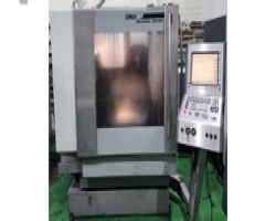 Maschine: DECKEL MAHO DMU 50 T CNC Fräszentren