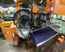 Maschine: CALLAHAN crown corks Drücken Sie auf