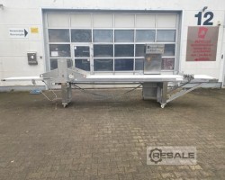 Maschine: SEEWER RONDO SPF602  Ausrollmaschinen Feingebäcktisch