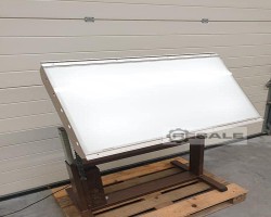 Maschine: MEGASTAHL Type 399-3 Leuchttisch