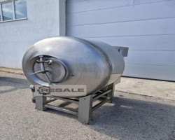 Maschine: SUHNER 1000 liters Trinkglas