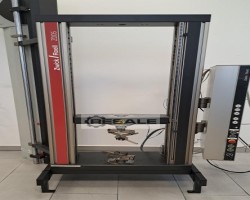 Maschine: ZWICK ROELL Z005 / BT2-FR005TN Gummiprüfgeräte