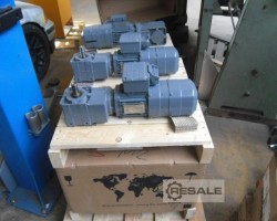 Maschine: SEW EURODRIVE K29DRS71M Getriebemotoren