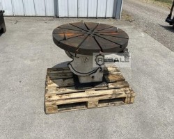 Maschine:  Ø 1000 mm Montagetische