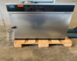 Maschine: MEMMERT UM 500 Wärmeschrank