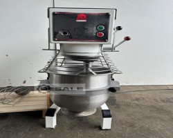 Maschine: BEAR AR40 Planetenrührmaschinen