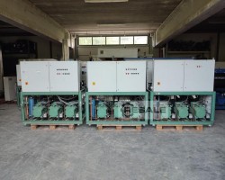 Maschine: BITZER 4CES-6Y-40S (x3) Kühlaggregate