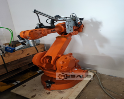 Maschine: ABB ROBOTICS IRC5 M2004 IRB 2400/16