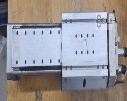 Maschine: FESTO DGPL-80-300-PPV-A-GF-B Linearantrieb