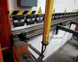 Maschine: YSD PPT/135/30 NC Biegemaschinen
