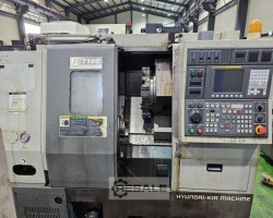 Maschine: HYUNDAI WIA WIA SKT100 Drehmaschinen