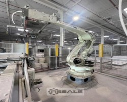 Maschine: KAWASAKI 3CP180L-AC03 Palettierroboter