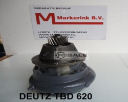 Maschine: DEUTZ TBD620 Kühlwasserpumpe