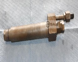 Maschine: DEUTZ 545 Duesenhalter