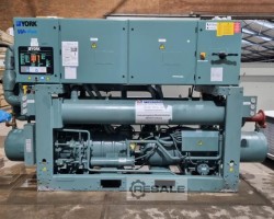 Maschine: YORK YLCS1110HA 50Y A Chiller