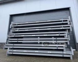 Maschine: SSI SCHäFER PR600/2.100 mm/INP:80x42mm Palettenregaltraverse Traverse