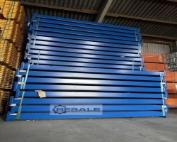 Maschine: SSI SCHäFER PR600 2.900 mm / K:140 x 40mm / blue Palettenregaltraverse Traverse