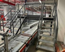 Maschine:   Übergang/Treppen/Überstieg