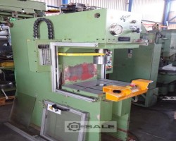 Maschine: AGEO HEP 10/3  Hydraulische Einständer-Tischpressen