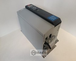 Maschine: DANFOSS VLT FC-302P15KT5E20H1XG… Frequenzumrichter, 15KW
