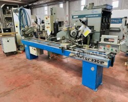 Maschine: PERTICI UNIVER 330IP Doppelseitige Kappsäge