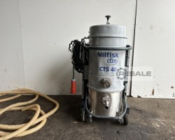 Maschine: NILFISK CTS40 Industrieller Staubsauger