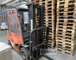 Maschine: TOYOTA 8FGF18 