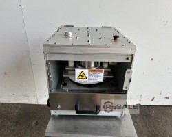 Maschine: FOOD TOOLS CP-1H Halbbogen-Produktpresse