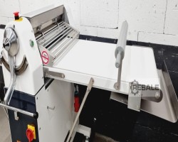 Maschine: SINMAG SM 520 F Ausrollmaschinen