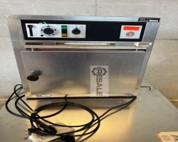 Maschine: MEMMERT U 10 Wärmeschrank