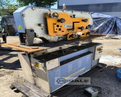 Maschine: BERNARDO STW 60 Scheren für Profilmaterial