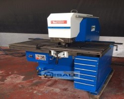 Maschine: KUNZ/BOSCHERT KST 20/450 Ausklinkmaschinen