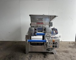 Maschine: AGNELLI Automatic pasta sheeter Automatischer Querschneider