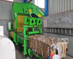 Maschine: AVERMANN AVOS 1211-15/50 Ballenpressen