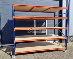 Maschine:  2.500x400x1.350 mm Regal Weitspannregale