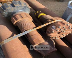 Maschine: WASSARA Drilling equipment / Bohrausr Bohrgeräte vertikal