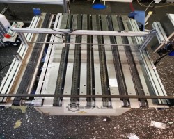 Maschine: BOGRAMA TVT 800 Vakuumförderband, elektrisch höhenverstellbar