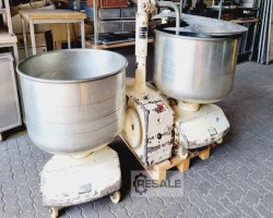 Maschine: DIOSNA D 200 A Hubkneter