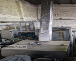 Maschine:   Verschlusskappenförderer