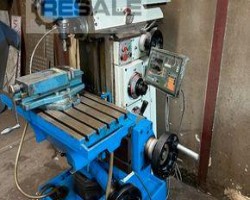 Maschine: KNUTH WF 2.1 Fräs Universalfräsmaschinen