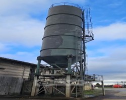 Maschine:  VERTIKAL Hochsilo