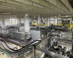 Maschine: KRONES / TANNER / SIG 32.000 bph one-way PET CSD NRG Abfüllanlagen