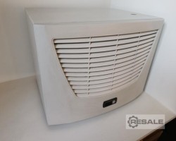 Maschine: RITTAL SK 3210100 Luft/Wasser Wärmetauscher für Schaltschrankkühler